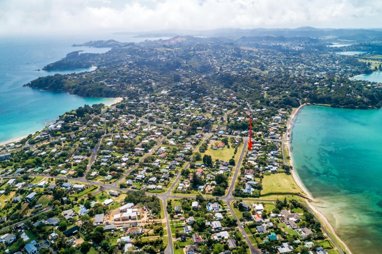 Oneroa Coastal Classic - Coast & Country Exterior photo